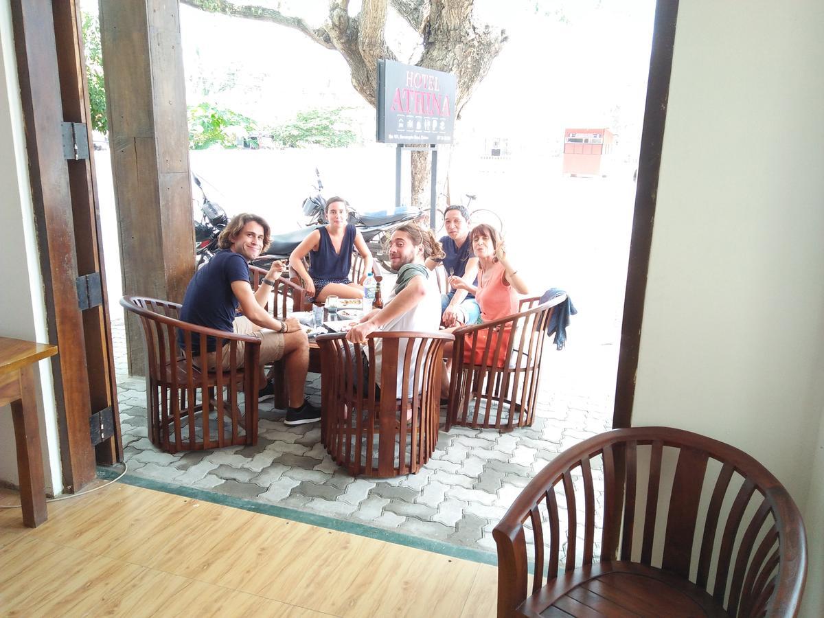 Hotel Athina & Restaurant Чилау Екстериор снимка